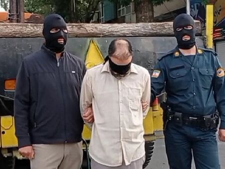 Публична екзекуция на мъж в Иран заради убийството на съпругата си