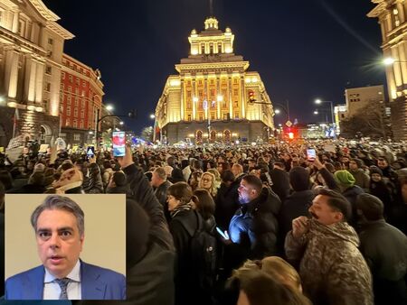 Извънредно! Опозицията внася вота на недоверие срещу правителството в петък