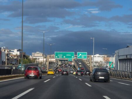 Камери в Гърция хващат нарушенията на момента и веднага уведомяват шофьора