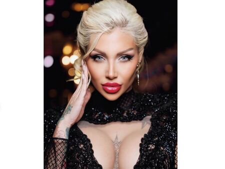 Джулката стана Барби №1 в България