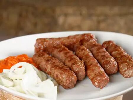 Българите масово зарязоха кебапчетата,  търсят се протеинови храни