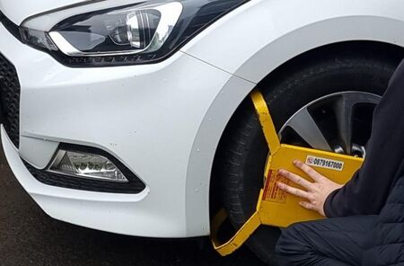 Шофьор свали сам скоба от колата си и си тръгна, полицията разследва случая в Кърджали