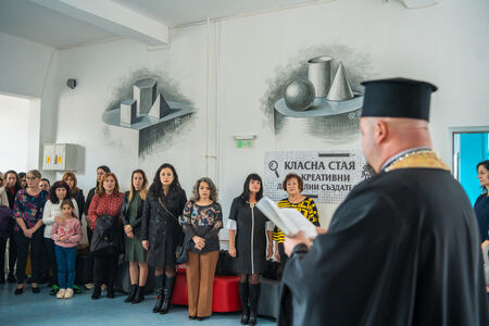 Вапцаровски дни в СУ „Н. Й. Вапцаров“ Царево – седмица, посветена на словото, духа и младите таланти