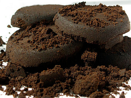 Не изхвърляйте утайката от кафето