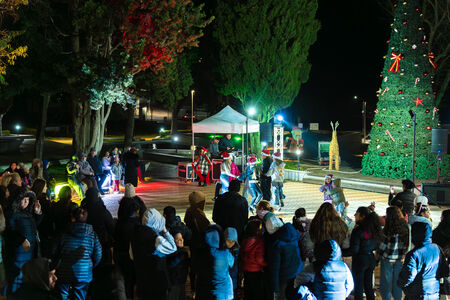 Ахтопол постави вълшебно начало на коледните празници!