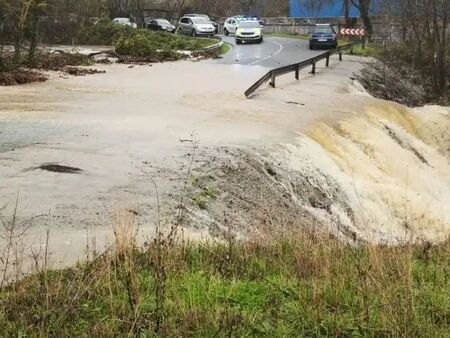 "Шоуто на Слави" отива в историята след 19 години на екран