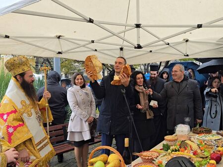 Бургас ще е градът на новородените момчета през 2026 г. (СНИМКИ/ВИДЕО)