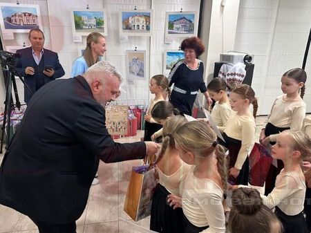 Бургас грейна в празнична магия с детски фестивал „Зимни празници“