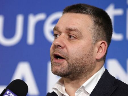 Новият кмет на Букурещ Чиприан Чуку – рокаджия, фен на Майкъл Джордан