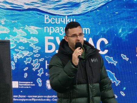 Ако мога дори едно дете да накарам да посегне към книга и да мечтае - тогава усилието си струва