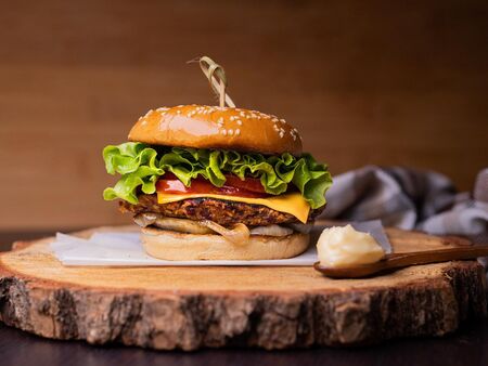 Забраняват ли растителните бургери? ЕС в решаващи преговори