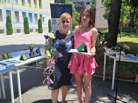 19-годишна Криси, загинала в бруталното меле край Бобов дол, била светлината, която докосвала всички около себе си