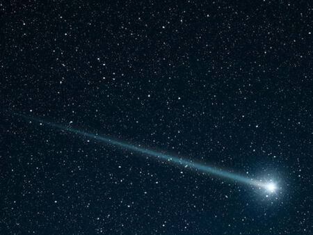 Пробив: Комета може да е донесла живот на Земята! Учени откриха уникални градивни елементи