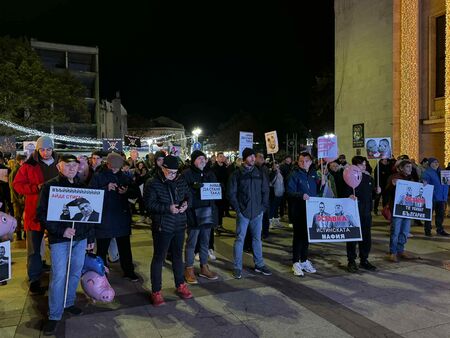 Бургас се включи в антиправителствения протест