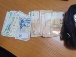 В единия от арестуваните са намерени 1500 евро, а в другия 10 хиляди лева
