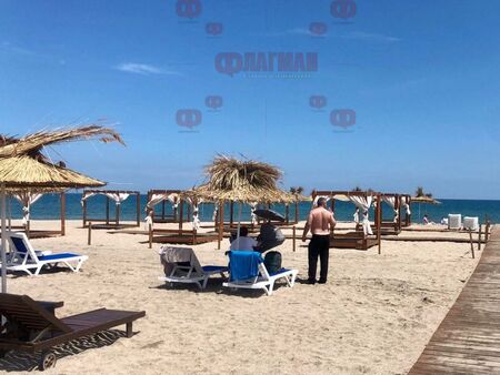 Нова наредба разрешават барове на плажа само до 2% от площта му