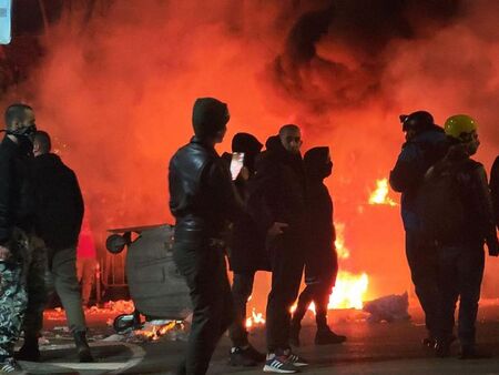 Четирима остават в ареста след протеста на 1 декември