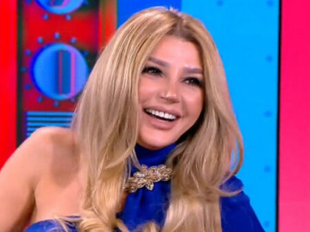 Няма да повярвате как е изглеждала Есил Дюран на абитуриентския й бал - преди всички корекции