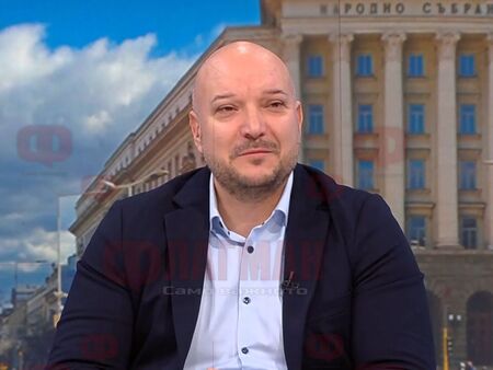 Рая Назарян с най-голям шанс да оглави служебния кабинет, смятат анализатори