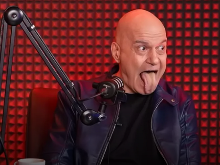 Слави Трифонов: Ние, чалгарите, сме като котките – имаме 9 живота, още не съм изразходил моите