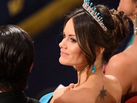 Ново кралско име в досиетата „Епстийн"