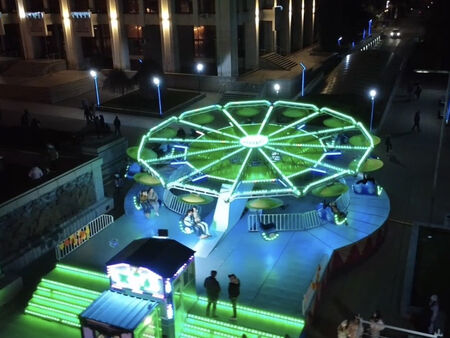 Появата на т нар паратропер пред паметника Альоша предизвика бурни