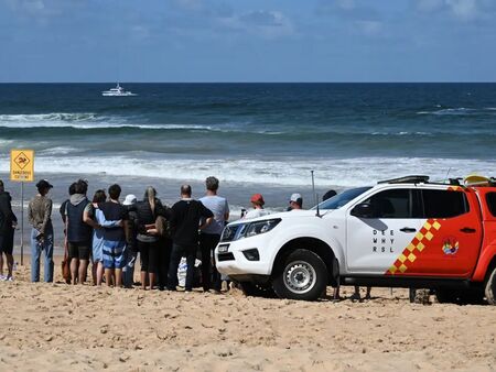 Най-малко 12 души са убити на плаж в Австралия