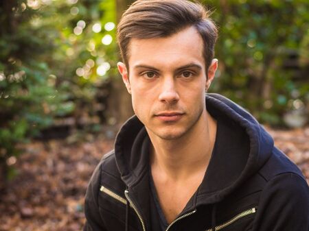 Любимец на жените празнува днес