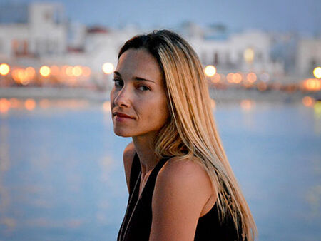 Алекс Раева разказа как лъжата ѝ помогнала да оцелее в детството