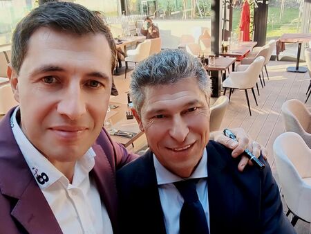 Балъков откри "Каса Бала" в София с послание към болните герои от САЩ'94