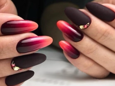 Бордо маникюрът е признак за елегантна визия при дамите