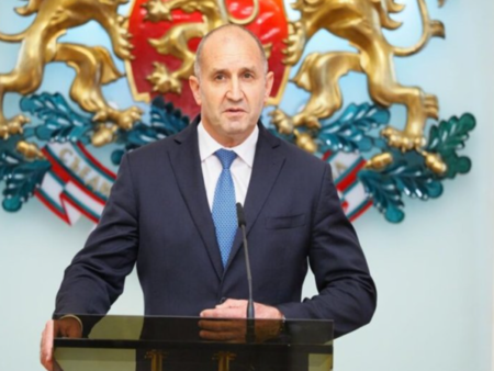 Ще отиде ли Пеевски при Радев?