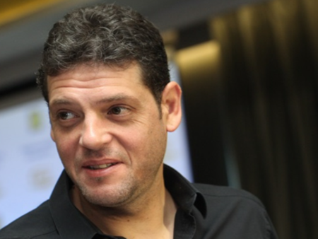 Пламен Константинов остава в Локомотив Новосибирск до 2028 година