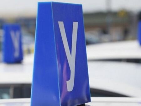 Автоинструкторите в Бургас излизат на протест