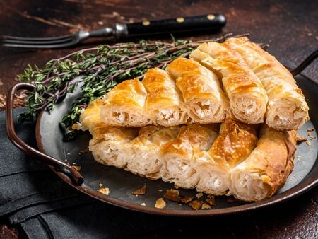 Рецепта за традиционната баница на Игнажден, която събира семейството на масата