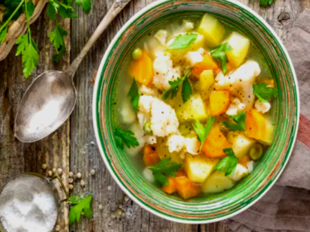 Класическа зеленчукова супа с магданоз - уют в купа