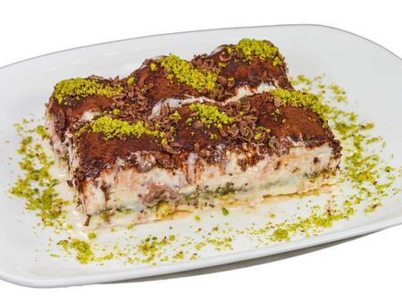 Дори и не сте предполагали колко лесно и бързо се прави млечна баклава