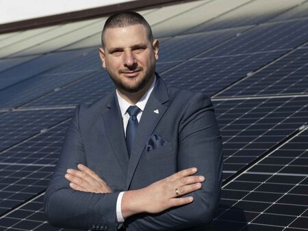 Липсва опростена процедура за поставяне на фотоволтаик на балкона