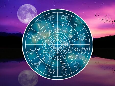 Вселената се усмихва на Рак и Скорпион: съдбата им се обръща от 18 декември