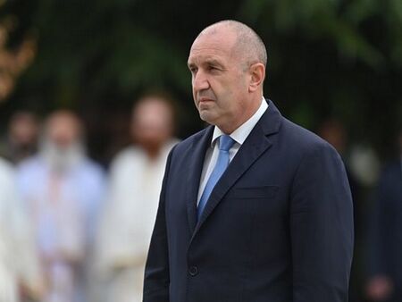 ПП „Величие“ последна влиза при Радев, идва ред на мандатите