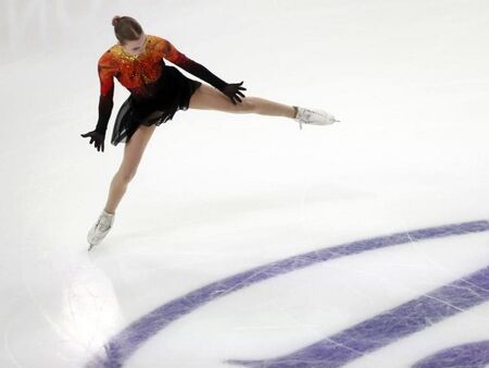 Александра Фейгин стана за девети път шампионка на България по фигурно пързаляне