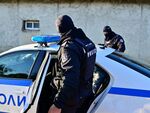 Удар на полицията: Нелегален тютюн за наргиле за над 100 хил. лв. открит в София, двама братя са задържани