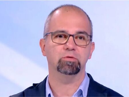 Първан Симеонов: Радев е пред труден избор