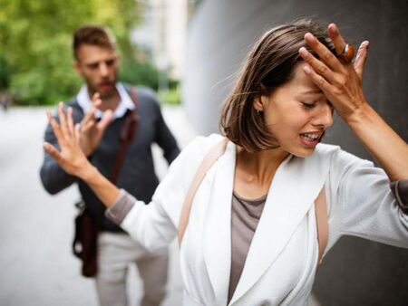 3 причини да оставаме във връзки, в които не сме щастливи