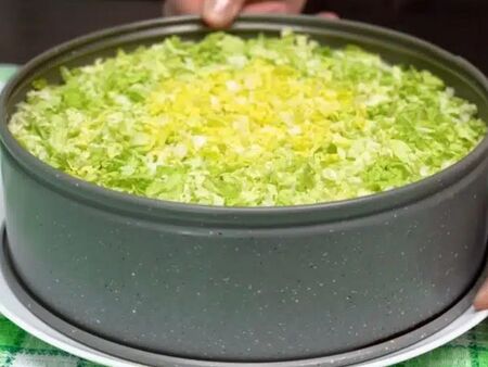 Безумно вкусна и крехка празнична салата „Вера“