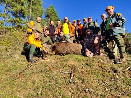 Гръмнаха глигана на века – 403 кг