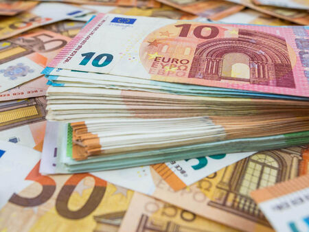 Как да различим фалшивите евробанкноти