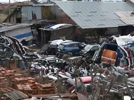 Разкриха две незаконни автоморги с крадени авточасти от Европейския съюз