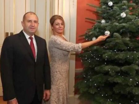Президентът Румен Радев честити Рождество Христово на българите