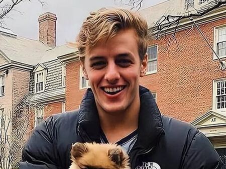 Младите дами полудяха по него, той е от кралско семейство и е ерген